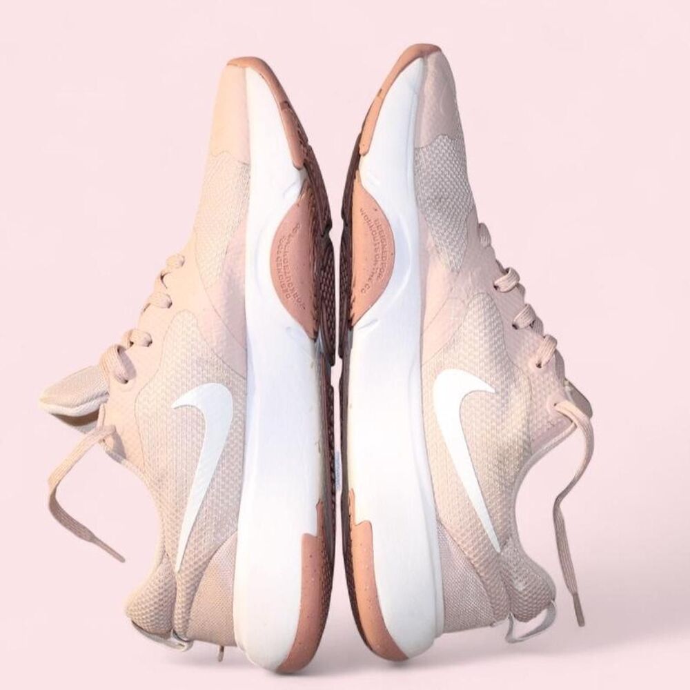 Nike Women's Pink and White Trainers